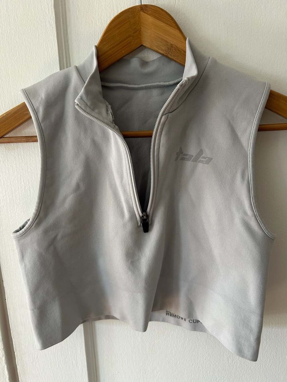 TALA Women's Size L Grey Sleeveless Quarter Zip Crop Top